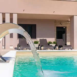 Apartman Ela